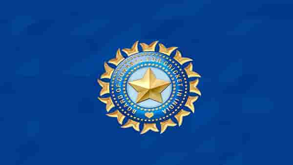 Cricket : ऑस्ट्रेलियानंतर भारत मोठ्या उलटफेरची शिकार, यूएईकडून 7 विकेट्सने पराभव