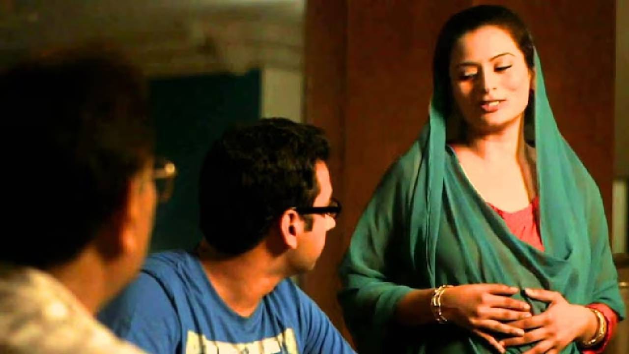 सुरुवातीपासूनच या शोने दर्शकांचं लक्ष वेधलं होतं. या शोचं नाव होतं ‘भूत आया’. या शोच्या कहाण्या भूत-प्रेत, आत्मे आणि रहस्यमय घटनांभोवती फिरत होत्या. निर्मात्यांचा दावा होता की यातील अनेक कहाण्या खऱ्या घटनांपासून प्रेरित आहेत, ज्या देशाच्या वेगवेगळ्या भागांत घडल्या होत्या. प्रत्येक एपिसोडमध्ये भीतीबरोबरच एक भावनिक कोनही असायचा, ज्यामुळे दर्शक कहाण्याशी जोडले जायचे. शोमध्ये अनेक ओळखीचे टीव्ही कलाकार वेगवेगळ्या कहाण्यांत दिसले होते, जे थरकाप उडवणारे होते.