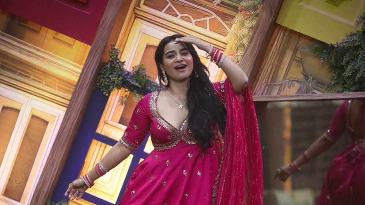 बिग बॉसच्या घरात भांडण कधी होईल याची शाश्वती नसते. अनेकदा मध्यरात्री २ किंवा ३ वाजता स्पर्धकांमध्ये राडा झाला की रत्नाकर यांना तातडीने सेटवर येऊन बिग बॉसच्या भूमिकेत त्यांना शांत करावे लागते, असेही रत्नाकर तारदळकर यांनी म्हटले.