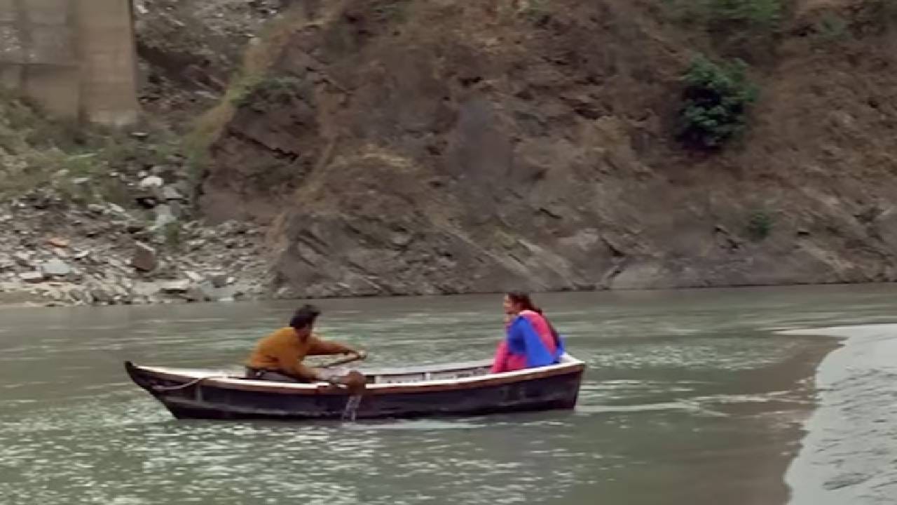 हे गाणे रिलीज होताच खूप प्रसिद्ध झाले. रेडिओ आणि टीव्हीवर खूप वाजले आणि लोकांनी ते आपल्या प्रेमकथांशी जोडले. आजही हे खूप लोकप्रिय आहे. तसेच हे क्लासिक गाण्यांच्या यादीत समाविष्ट आहे. यूट्यूबवर लाखो व्ह्यूज आहेत आणि नवीन पिढीही ते ऐकते. हे गाणे प्रेमाच्या साधेपणाची आठवण करून देते आणि पार्टीज किंवा लग्नांमध्ये आजही वाजते.