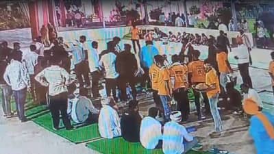 लग्न झालं, पंगत बसली अन् झाला रक्तरंजित राडा, चाकूने सपासप वार; थरकाप उडवणारी घटना महाराष्ट्रात कुठे घडली?