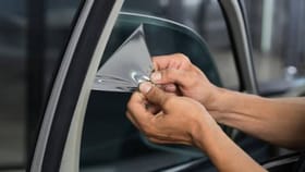 या खास लोकांनाच कारच्या खिडक्यांना काळी फिल्म लावण्याची परवानगी?.