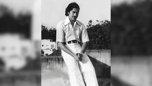 47 वर्षांपूर्वी कॅमेऱ्यासमोर पहिल्यांदा आलेला हा सुपरस्टार, ज्याने बॉर्डर 2च्या वादळात दिला 300 कोटींचा चित्रपट