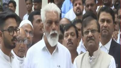 संजय राऊत यांच्याकडून दिलगिरी व्यक्त होताच, मंत्री दादा भुसे यांच्याकडून..