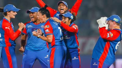 DC vs UP : दिल्ली युपीचा धुव्वा उडवत सलग चौथ्यांदा प्लेऑफमध्ये, गतविजेता मुंबई आऊट