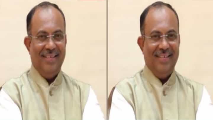 Ganesh Khankar : अखेर भाजपचा गटनेता ठरला! गणेश खणकरांची वर्णी Ganesh Khankar : अखेर भाजपचा गटनेता ठरला! गणेश खणकरांची वर्णी