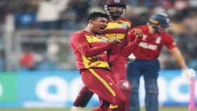 विंडीजचा सलग दुसरा विजय, इंग्लंडचा वर्ल्ड कपमध्ये 10 वर्षांनतर धुव्वा.