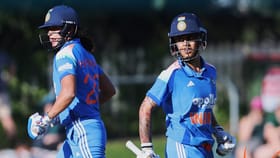 AUS vs IND : ऑस्ट्रेलियासमोर 252 धावांचं आव्हान, टीम इंडिया जिंकणार?.