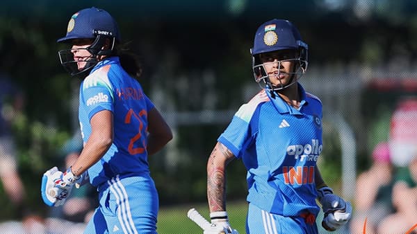AUS vs IND : कॅप्टन हरमनप्रीत कौर-प्रतिका रावलचं अर्धशतक, ऑस्ट्रेलियासमोर 252 धावांचं आव्हान, टीम इंडिया जिंकणार?
