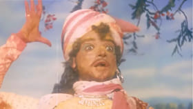 67 वर्षांपूर्वीचं होळी स्पेशल गाणं, आजही त्याची क्रेझ कायम, होळीच्या...