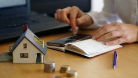 वयाच्या 60 व्या वर्षी गृहकर्ज मिळू शकते का? जाणून घ्या.