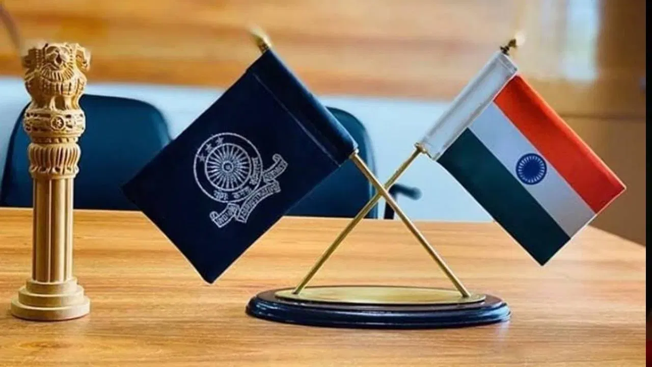 बिहार (दुसऱ्या क्रमांकावर): प्रशासकीय सेवांचे माहेरघर मानले जाणारे बिहार हे राज्य दुसऱ्या क्रमांकावर आहे. बिहारच्या ग्रामीण आणि शहरी भागातील विद्यार्थ्यांमध्ये आयएएस (IAS) होण्याचे प्रचंड आकर्षण असते आणि तेथील विद्यार्थी कठोर परिश्रमासाठी ओळखले जातात.