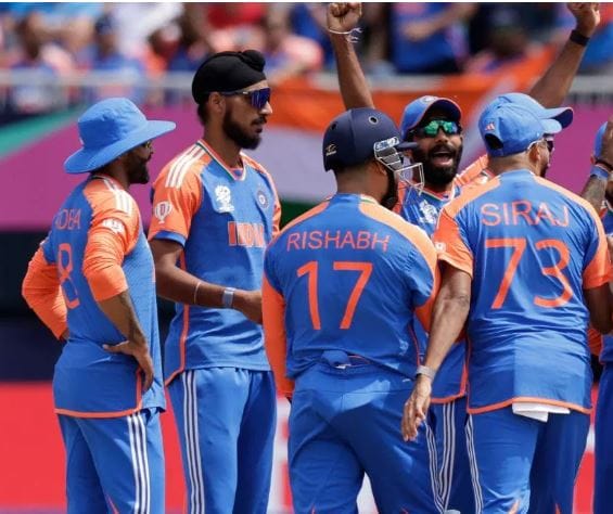 याआधीच्या टी-20 विश्वचषक स्पर्धेत भारत विरुद्ध पाकिस्तान सामन्यादरम्यान जाहिरातीचा दर थेट 75 टक्क्यांनी वाढला होता. यावेळीदेखील हा जाहिरात दर प्रचंड प्रमाणात वाढला आहे. मिळालेल्या माहितीनुसार सामना सुरू असताना जाहिरात द्यायची असेल तर जाहिरात दर 10 सेकंदांसाठी तब्बल 70 लाख रुपयांपर्यंत गेला आहे. 