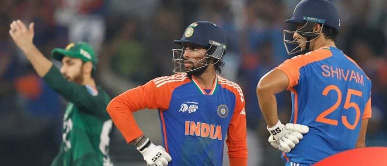 यावेळी टी 20 विश्वचषकाचे मीडिया अधिकार जिओस्टारकडे आहेत. भारत पाकिस्तान यांच्यातील सामना झाला नसता तर या कंपनीचा कोट्यवधी रुपयांचा तोटा झाला असता. आता भारत-पाकिस्तान यांच्यात सामना होणार असल्याने प्रक्षेपणाचा अधिकार असणाऱ्या कंपन्यांचा फायदाच फायदा होणार आहे. 