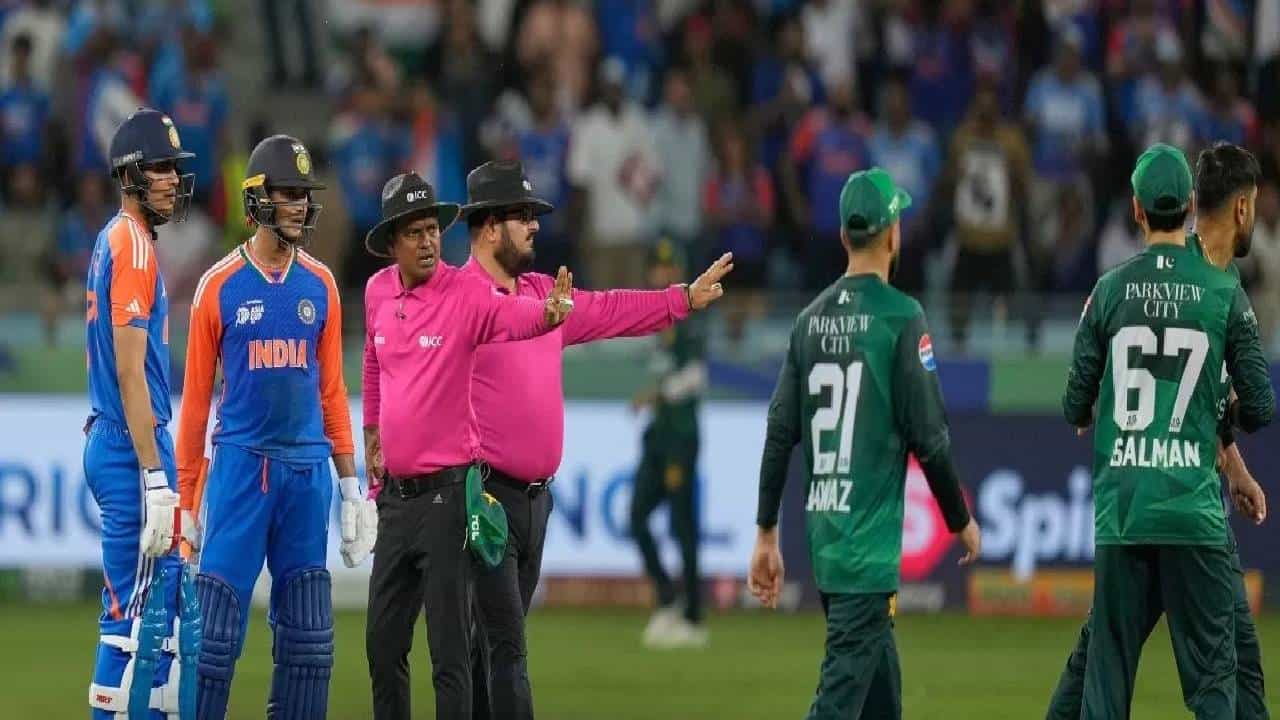 IND vs PAK T20 World Cup : पाकिस्तानने स्वत:चा पाय कुऱ्हाडीवर मारला, भारताविरुद्ध न खेळल्यामुळे त्यांना किती मोठा आर्थिक फटका बसेल?