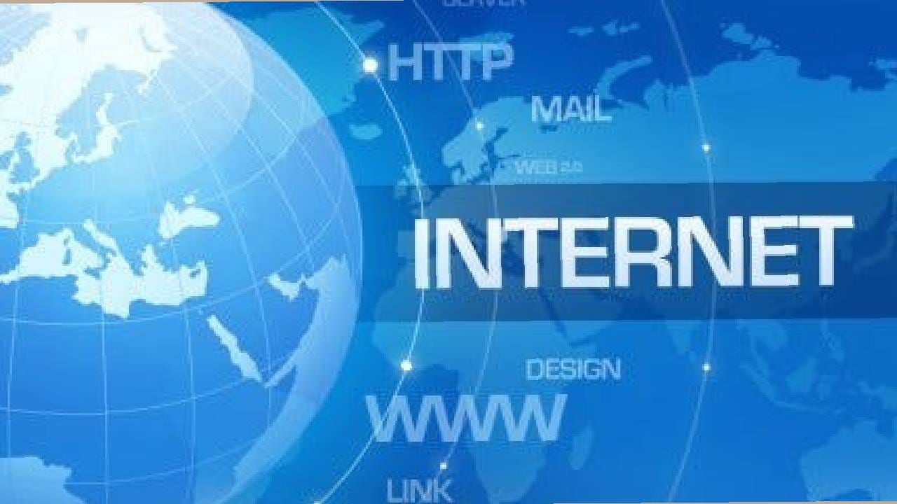 Country Without Internet: जगभरता इंटरनेटची महत्त्वाची क्रांती झाली. जग अजून जवळ आले. व्हिडिओ कॉल, इस्टंट मॅसेज, हायस्पीड इंटरनेटमुळे अनेक गोष्टी सहज साध्य झाल्या. भारतातही दुर्गम भागात इंटरनेट पोहचवण्याचा प्रयत्न सुरू आहे. पण जगातील या देशात सध्या इंटरनेट नाही. मग येथील लोक एकमेकांशी कशी संपर्कात असतात.