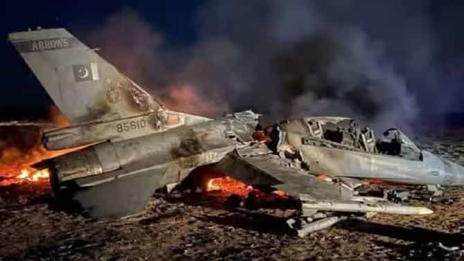 Pakistan Afganistan War : युद्धात अफगाणिस्तानने पाकिस्तानचा अभिमान F-16 ला धुळीत मिळवलं का? VIDEO