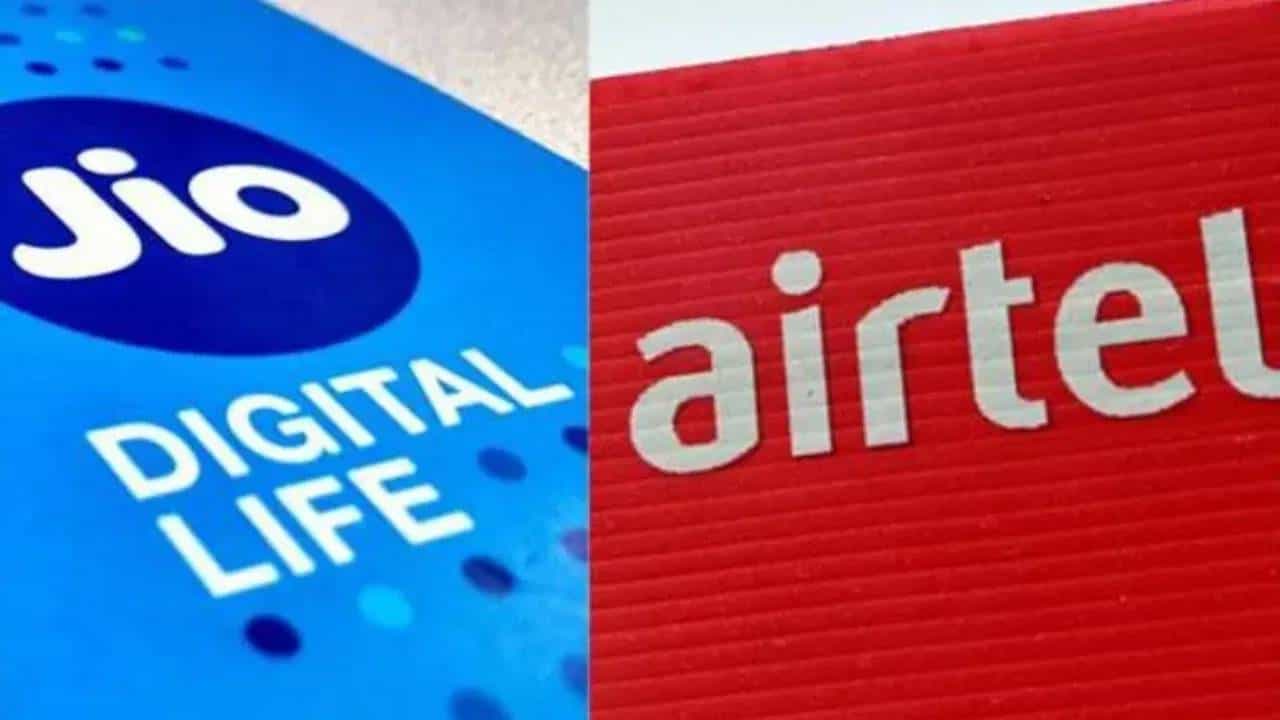 Jio की Airtel? 859 रूपयांच्या प्रीपेड प्लॅनमध्ये कोणती कंपनी देतेय जास्त डेटा व वैधता, जाणून घ्या