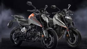 KTM ने नवीन रंगात लाँच केल्या 2 स्पोर्ट्स बाईक्स, जाणून घ्या.