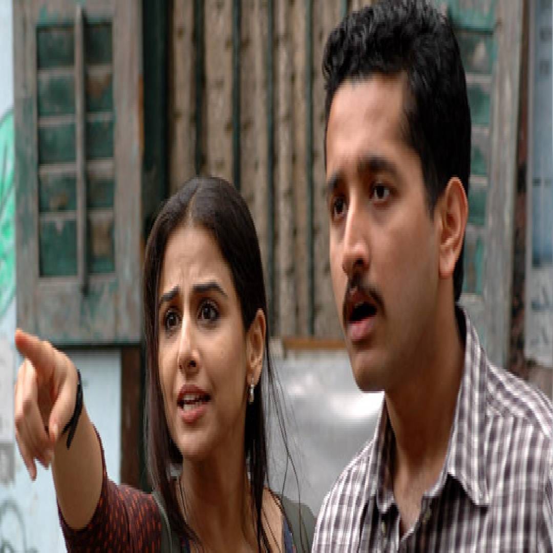 हा 2012 साली आलेला चित्रपट 'कहानी' आहे. विद्या बालन या चित्रपटात लीड रोलमध्ये होती. रहस्य मिस्ट्री या चित्रपटाची जान होती. 8 कोटी बजेटच्या या चित्रपटाने 104 कोटींची कमाई करुन भल्या, भल्यांना थक्क करुन सोडलेलं. 