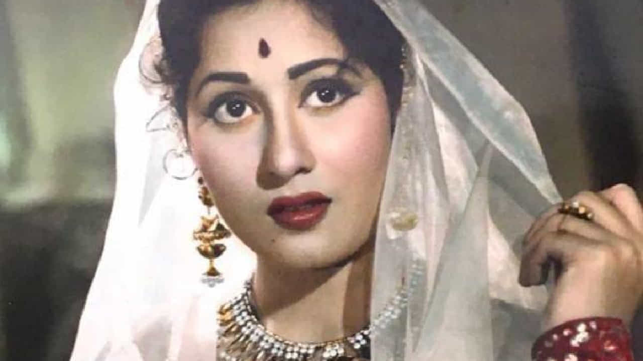 सौंदर्य असं की निर्मात्यांची लागायची लाईन, इंडस्ट्रीत येताच बदललं नाव, पण 36 व्या वर्षी घेतला जगाचा निरोप