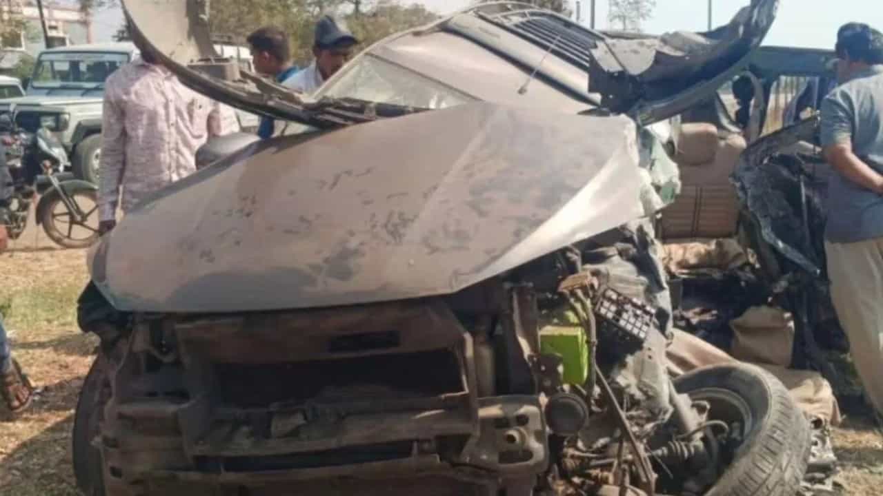 उज्जैनला महाकाल दर्शनासाठी निघाले, प्रवास सुरु केला अन् अचानक...; 4 मित्रांसोबत शेवटच्या क्षणी काय घडलं?