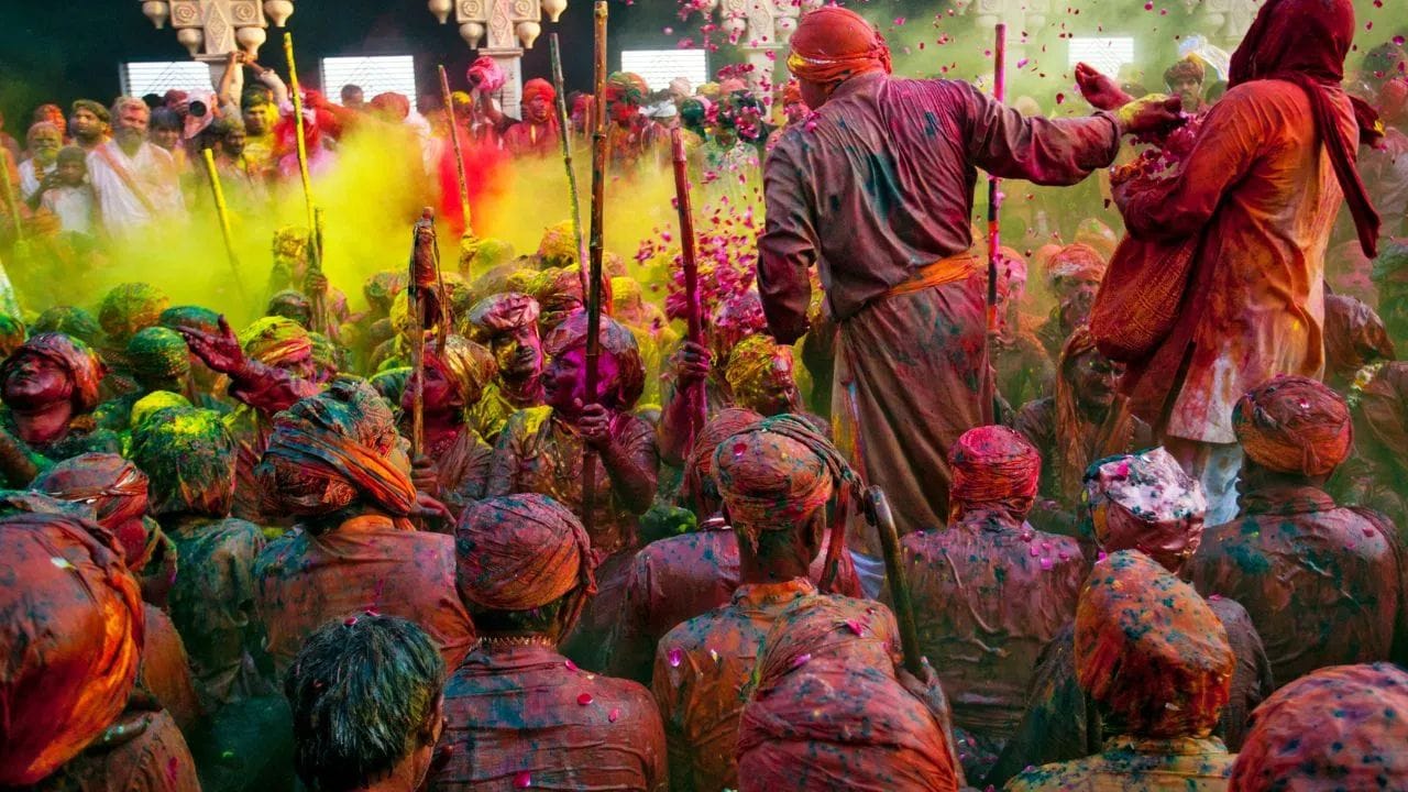 ऑस्ट्रेलिया खासकरुन ऑस्ट्रेलियातील सिडनी, मेलबर्न आणि साऊथ आफ्रीकेत डरबन आणि जोहान्सबर्ग सारख्या शहरात तेथील भारतीय हा सण साजरा करतात.