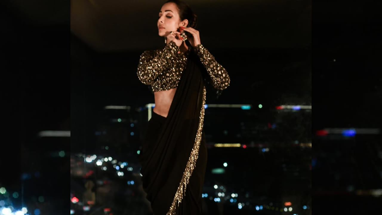 52 व्या वर्षीही मलायका अरोरा तिच्या फिटनेससाठी ओळखली जाते. तिने स्वतःला इतकं फिट ठेवलं आहे की अनेक चाहत्यांना तिच्यासारखं दिसण्याची इच्छा होते. 