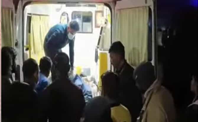 अहिल्यानगरात गँगवॉर, धाड धाड गोळ्या झाडल्या, एकाचा मृत्यू तर एक गंभीर जखमी
