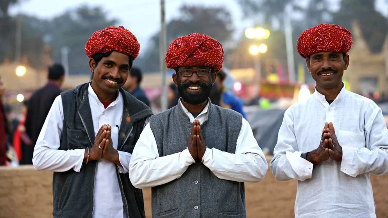 'श्री' नावाचा वापर: भारतातील 37 लाखांहून अधिक लोक आपल्या नावात 'श्री' या शब्दाचा वापर करतात. अनेकदा हिंदू धर्मात नावाच्या सुरुवातीला 'श्री' लावण्याची परंपरा आहे.