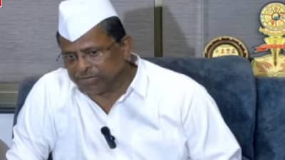 Narhari Zirwal : नाराजी व्यक्त करण्यापेक्षा त्यांनी...सुनेत्रा पवारांच्या नाराजीच्या प्रश्नावर नरहरी झिरवाळ यांनी काय उत्तर दिलं?