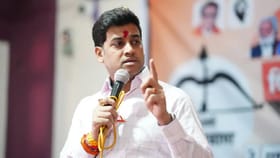 आम्ही उठाव केला नसता तर मंत्रीपद मिळालं नसतं; शिंदेंचा नाईकांना इशारा.