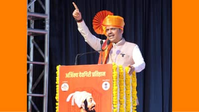 आग्रा किल्ल्यात शिवरायांचे स्मारक होणार, मुख्यमंत्री देवेंद्र फडणवीस यांची घोषणा