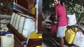 डोंबिवलीत भीषण पाणीटंचाई, दोनशे रुपयात रिक्षातून पाणी विक्री.