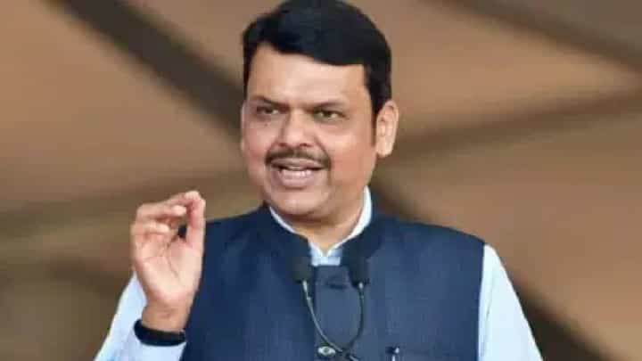 Devendra Fadnavis | विकसित भारताकडे दमदार पाऊल टाकणारा हा अर्थसंकल्प; देवेंद्र फडणवीस यांची प्रतिक्रिया Devendra Fadnavis | विकसित भारताकडे दमदार पाऊल टाकणारा हा अर्थसंकल्प; देवेंद्र फडणवीस यांची प्रतिक्रिया