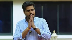 येत्या काळात महत्त्वाचे निर्णय घ्यावे लागणार;रोहित पवारांचं सूचक विधान