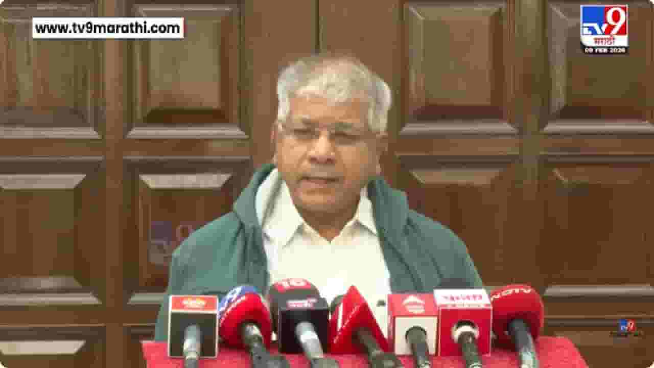 Prakash Ambedkar | सावरकरांवरील माझा लेख मोहन भागवतांनी वाचला नसावा, भारतरत्नच्या मागणीवरून प्रकाश आंबेडकरांची टीका! Prakash Ambedkar | सावरकरांवरील माझा लेख मोहन भागवतांनी वाचला नसावा, भारतरत्नच्या मागणीवरून प्रकाश आंबेडकरांची टीका!