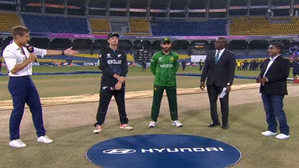NZ vs PAK : पाकिस्तानने टॉस जिंकला,न्यूझीलंड विरुद्ध बॅटिंगचा निर्णय, कोलंबोत किती धावा करणार?