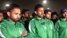 पाकिस्तानी सगळी इज्जत गेली, खेळाडूंवर चक्क भांडे धुण्याची वेळ!.