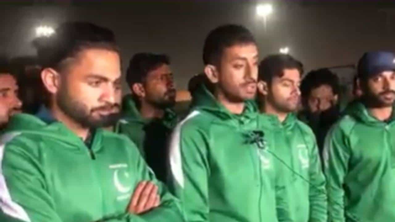 पाकिस्तानची सगळी इज्जत गेली, खेळाडूंवर चक्क भांडी धुण्याची वेळ; कॅप्टननेच समोर येत...