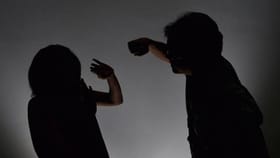 पहाटे नको तेच घडले, सकाळी सकाळी पतीने... महिलेची प्रकृती चिंताजनक...