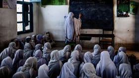 GK : पाकिस्तानच्या शाळांमध्ये हिंदी शिकवली जाते का?.