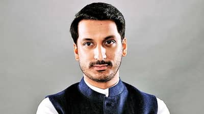 मोठी बातमी! दोन्ही राष्ट्रवादीच्या विलीनीकरणाचे दरवाजे बंद? पार्थ पवारांना मिळणार सर्वात मोठी जबाबदारी