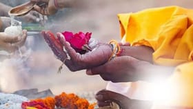 Vastu Shastra : घरात पूर्वजांचे फोटो लावताना हे नियम पाळाच.