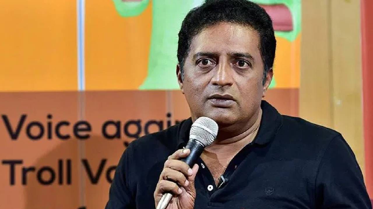 माझ्यात थोडीतरी लाज शिल्लक..; मोदींवर सतत टीका करणारा प्रसिद्ध अभिनेता असं का म्हणाला? माझ्यात थोडीतरी लाज शिल्लक..; मोदींवर सतत टीका करणारा प्रसिद्ध अभिनेता असं का म्हणाला?