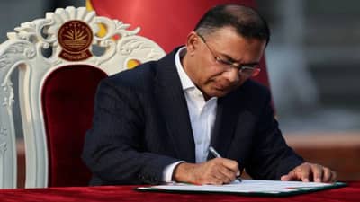 बांगलादेशाचा भारताला अत्यंत मोठा धक्का, तारिक रहमान पंतप्रधान होताच भारताविरोधात थेट घेतला हा निर्णय, थेट हवाई...