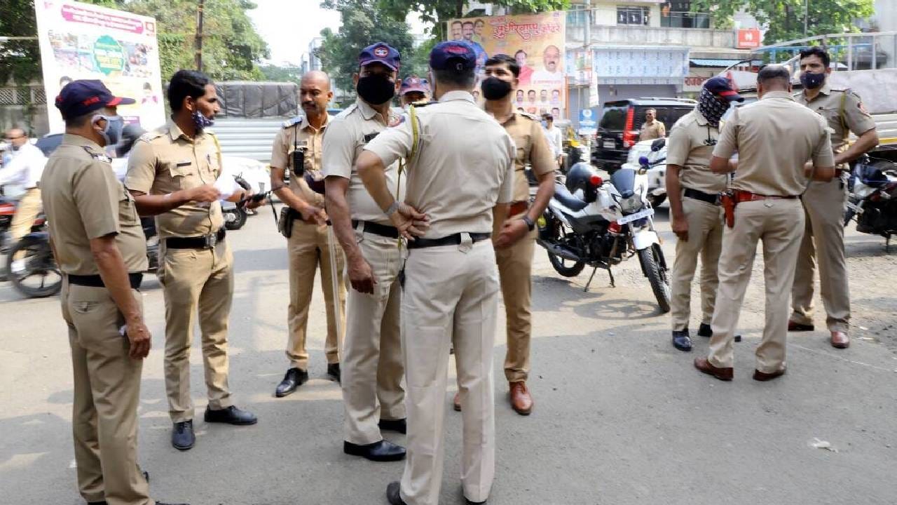 पुण्यात तरुणांच्या संशयास्पद हालचाली, पोलिसांनी ताब्यात घेताच धक्कादायक खुलासा, थेट... पुण्यात तरुणांच्या संशयास्पद हालचाली, पोलिसांनी ताब्यात घेताच धक्कादायक खुलासा, थेट...