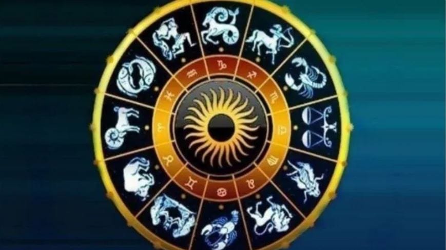 फेब्रुवारी महिना काही राशींसाठी खूपच चांगला असणार आहे. तर काही राशींपुढे नवे आव्हान उभे राहण्याची शक्यता आहे. 3 फेब्रुवारी ते 6 फेब्रुवारी या दिवशी अनुक्रमे बुध आणि शुक्र ग्रह राशी बदलणार आहेत. त्यामुळेच अनेक राशींवर त्याचा परिणाम पडणार आहे.