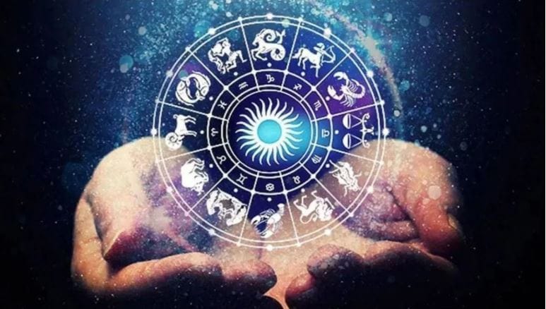 सिंह राशीच्या लोकांसाठीही पुढचे काही दिवस खूप चांगले असतील. तुमची स्वप्नं पूर्ण करण्यासाठी नवी उर्जा मिळेल. तसेच नोकरीच्या ठिकाणी चांगली संधी मिळेल. परंतु कोणताही आर्थिक निर्णय घेताना काळजी घ्यावी. कारण तुम्हाला जवळच्याच व्यक्तीकडून मोठा फटका बसण्याची शक्यता आहे. 