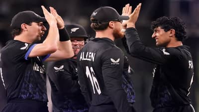 NZ vs SL : रचीन रवींद्रच्या फिरकीची कमाल, न्यूझीलंडचा 61 धावांनी विजय, श्रीलंकेचं पराभवासह पॅकअप